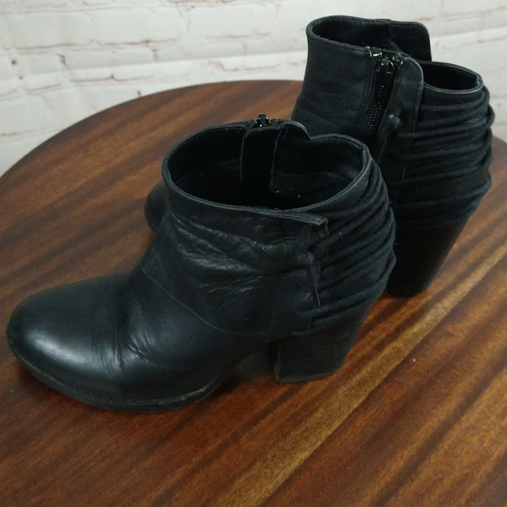 Steve Madden Black Leather Ankle Boots